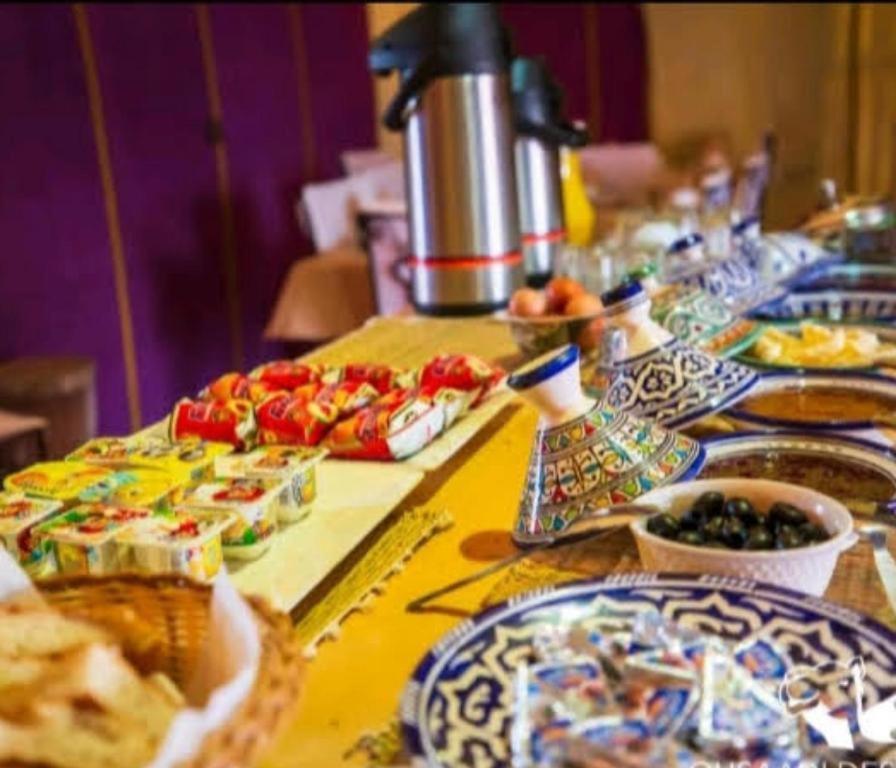 Blue Sky Luxury Camp Hotel Merzouga Bagian luar foto