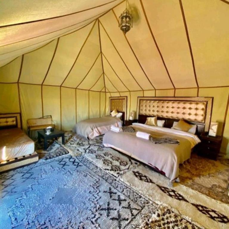 Blue Sky Luxury Camp Hotel Merzouga Bagian luar foto
