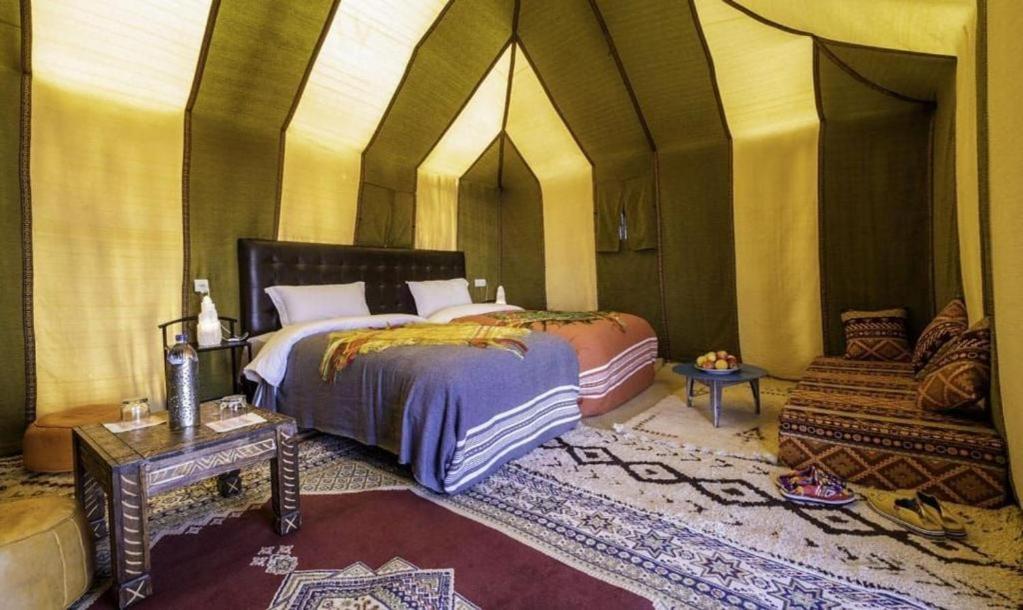 Blue Sky Luxury Camp Hotel Merzouga Bagian luar foto