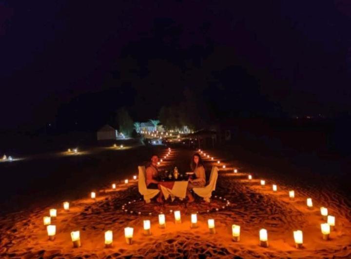Blue Sky Luxury Camp Hotel Merzouga Bagian luar foto