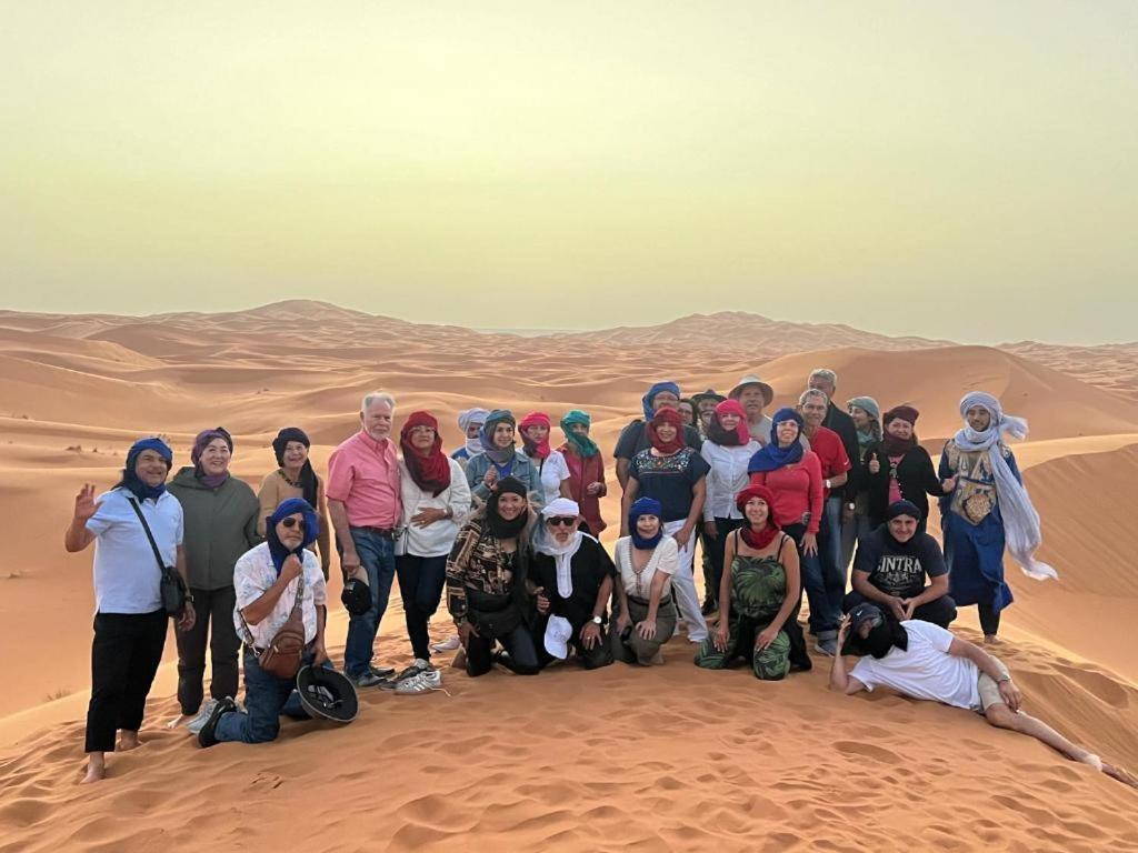 Blue Sky Luxury Camp Hotel Merzouga Bagian luar foto
