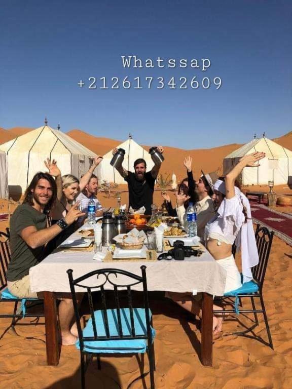 Blue Sky Luxury Camp Hotel Merzouga Bagian luar foto